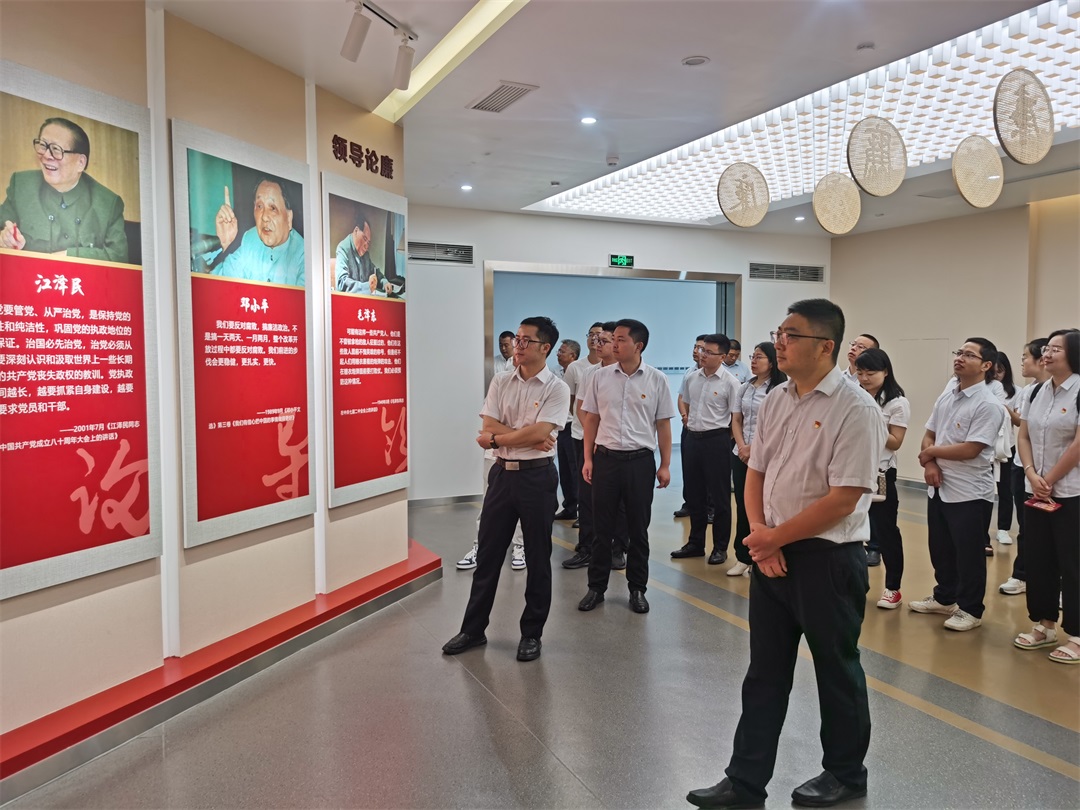 1688368264215067.jpg e1bed2abfa6a8165d2ac6354cddd733.jpg